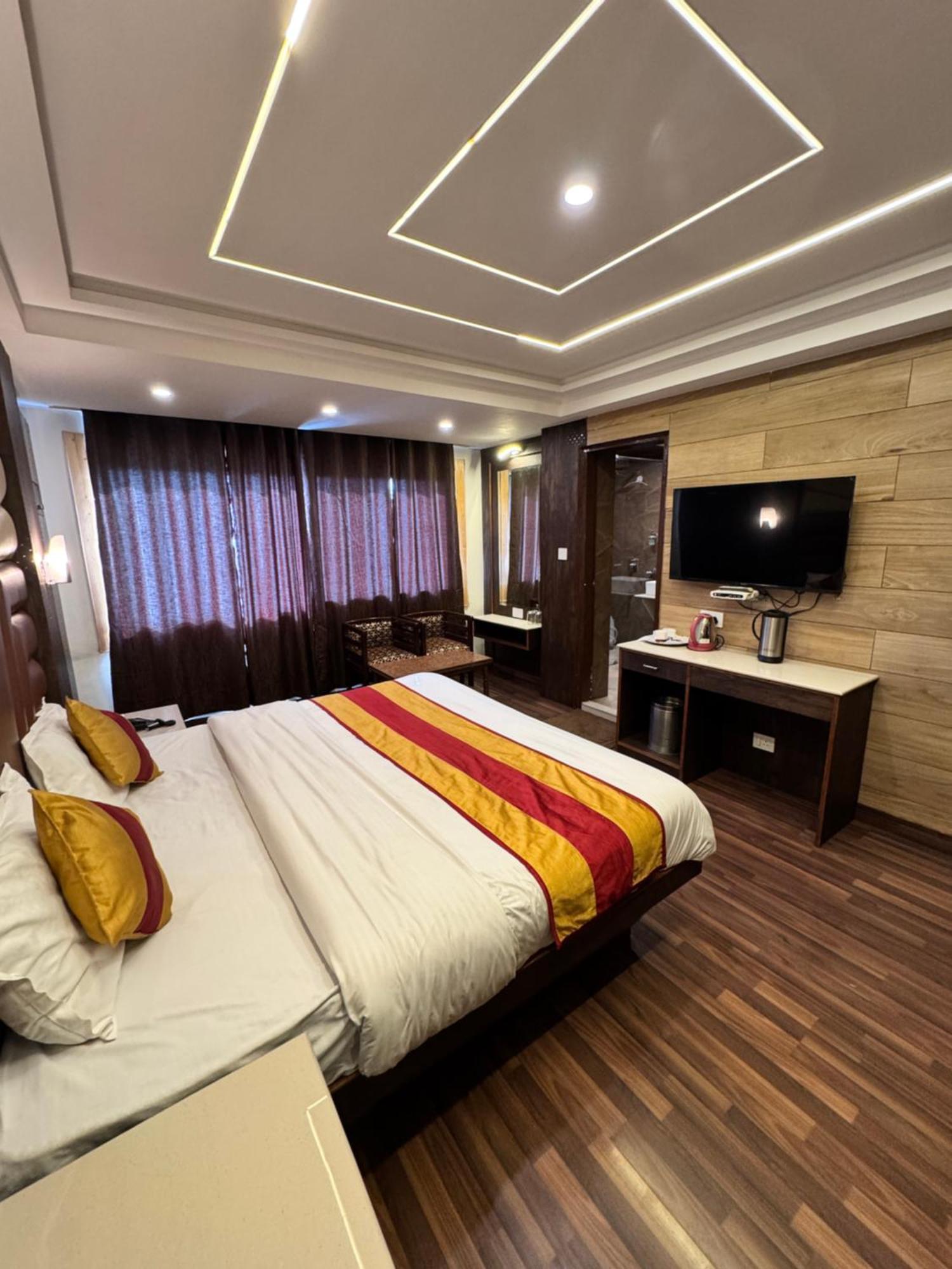 Victory Hotel And Restaurant By Gs Hospitality Shimla Zewnętrze zdjęcie