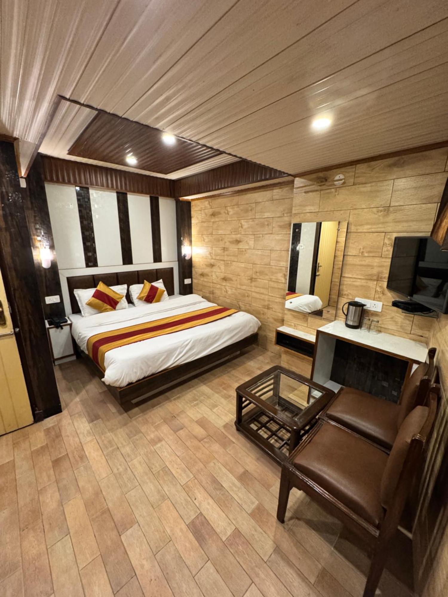 Victory Hotel And Restaurant By Gs Hospitality Shimla Zewnętrze zdjęcie